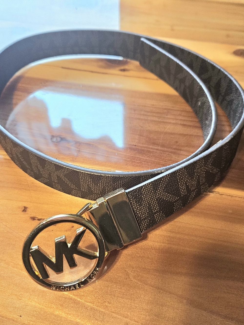 NWT Michael Kors Brown Logo MK Circle Buckle Twist Style Belt Sz Small